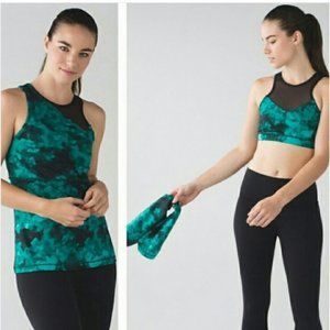 Lululemon Meshed Up Tank and Bra Set in Clouded Dreams, Size 4.